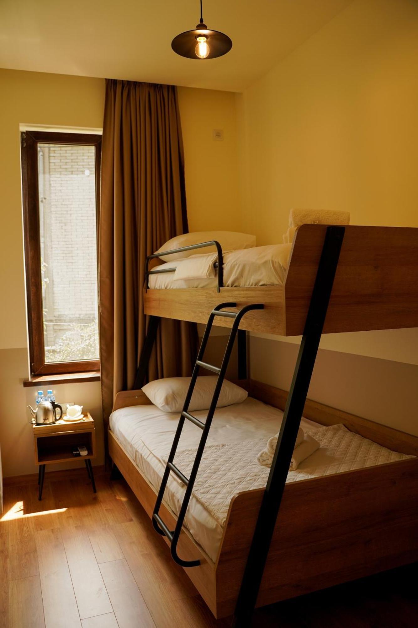 Dro Hotel クタイシ エクステリア 写真