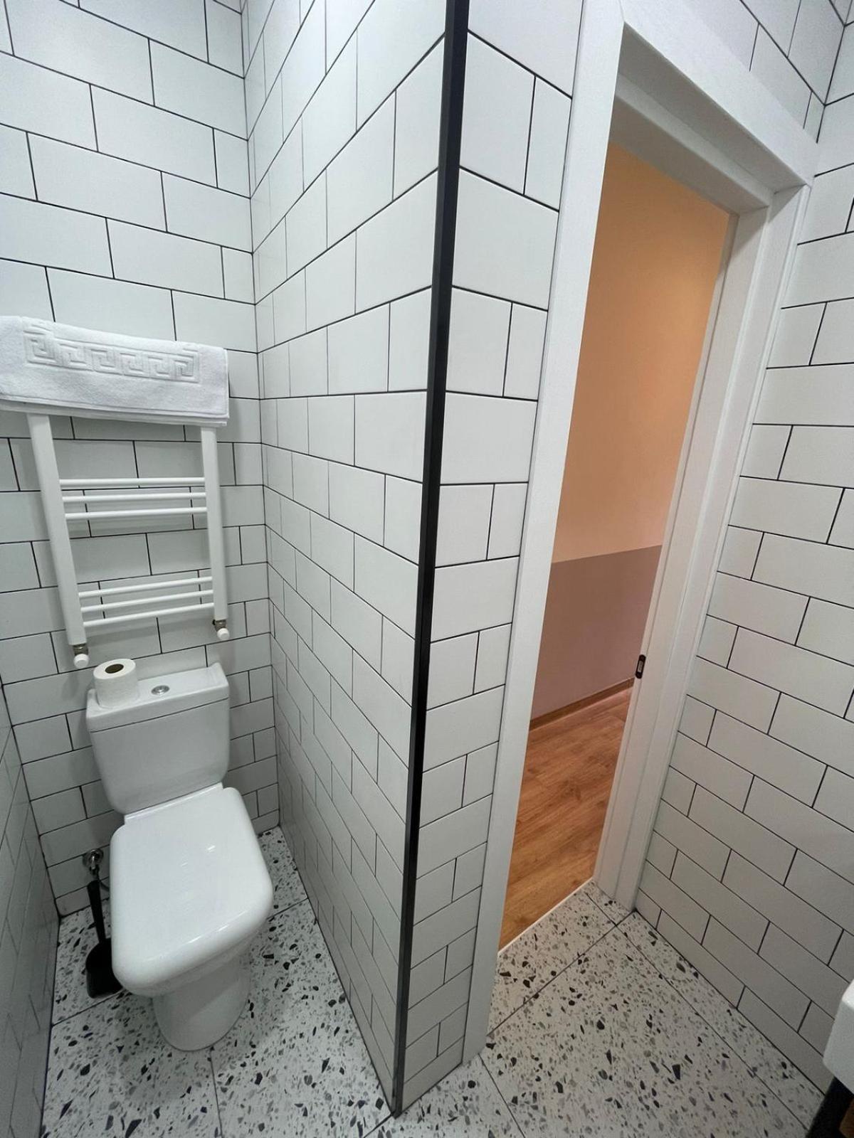 Dro Hotel クタイシ エクステリア 写真