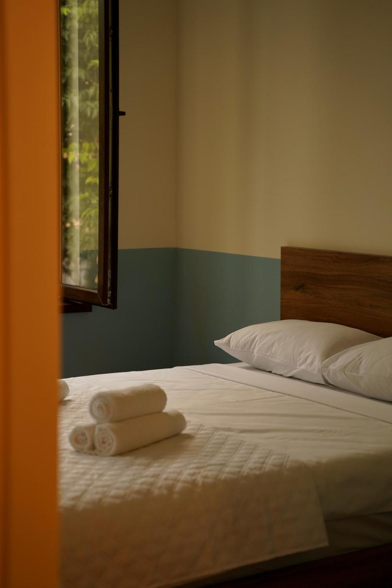 Dro Hotel クタイシ エクステリア 写真