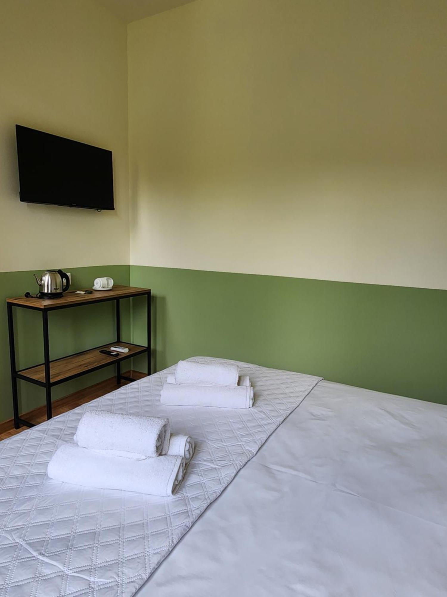 Dro Hotel クタイシ エクステリア 写真